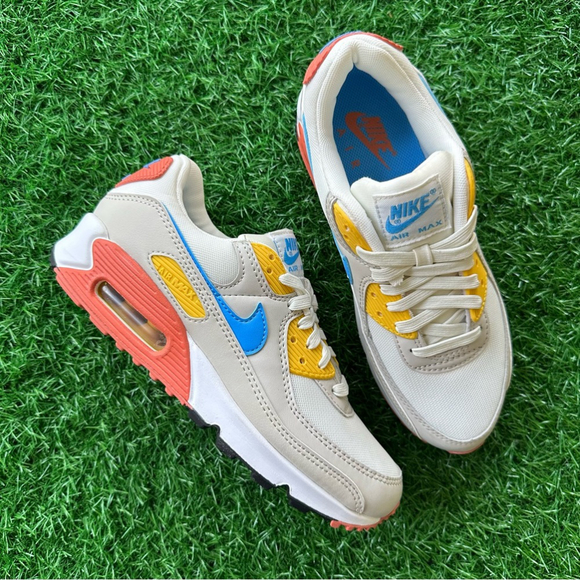 Nike Air Max 90 - Picture 5 of 8